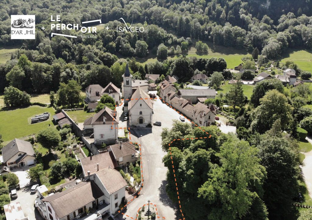 Requalification place Saint-Béron, vue générale de la place et du centre-bourg